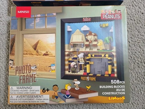 TWO LINOOS PEANUTS SNOOPY SPACE & PYRAMID BUILDING BLOCK SETS IN UNOPENED BOXES