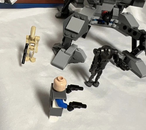 LEGO 7869 - Star Wars: Battle for Geonosis Incomplete Set