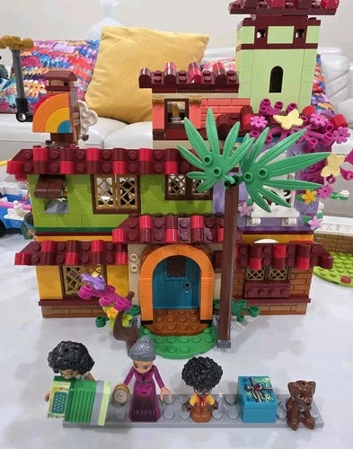 LEGO Friends Huge Set Lot - Disney Encanto, Campers, Pets Hospital,Minifigures.