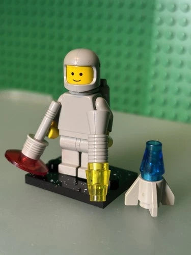 Lego Light Gray Spaceman Space Helmet Knight Helmet Rare Piece Read Description