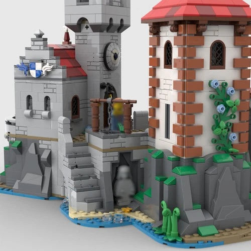 MOC-150482 Odd Castle by the Sea, Castle Keep Modular Building 1527 Pieces MOC