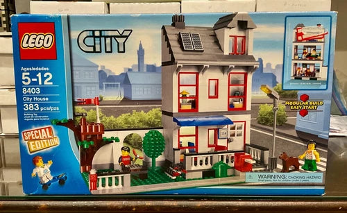 LEGO 8403 NEW/SEALED - Town - CITY HOUSE SPECIAL EDITION - See Pics Condition