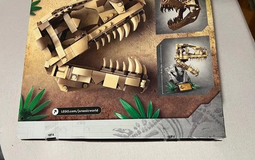 LEGO Jurassic World: Dinosaur Fossils: T. Rex Skull (76964) New in box