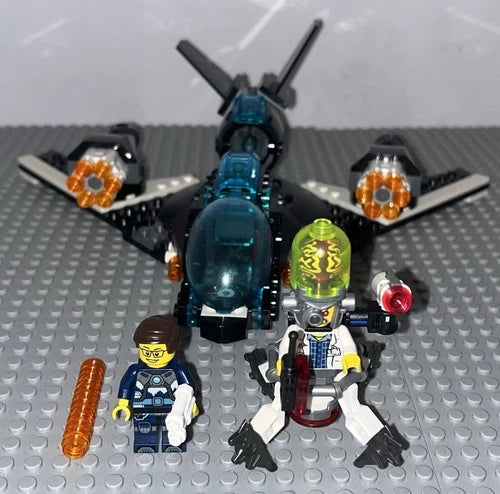 Lego 70171 Ultra Agents Ultrasonic Showdown Set W/ Minifigures