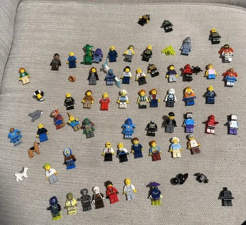 MEOW Minifigures lot