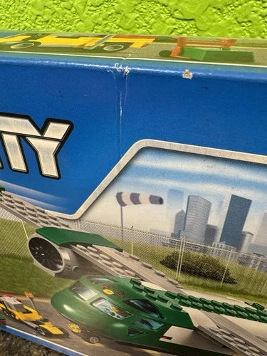 LEGO City (60101) Airport Cargo Plane BRAND NEW And FACTORY SEALED