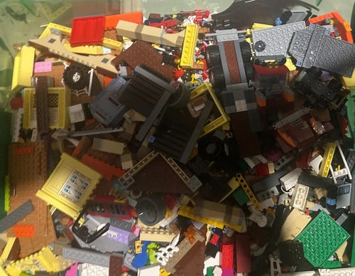 MEOW 20 lb lot Random Parts Pieces Building Plates Blocks Washed Bulk Lot.