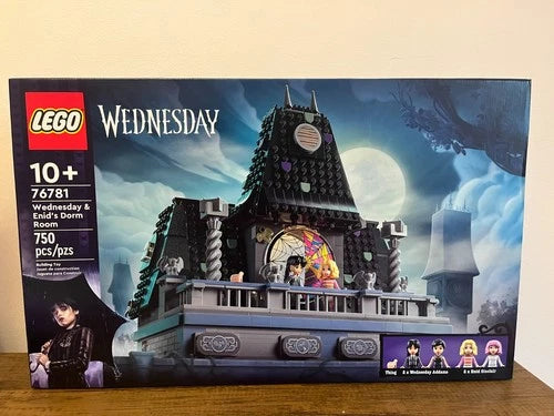 LEGO Wednesday 76781 Wednesday & Enid's Dorm Room 750 Pieces 10+ 5 Minifigures