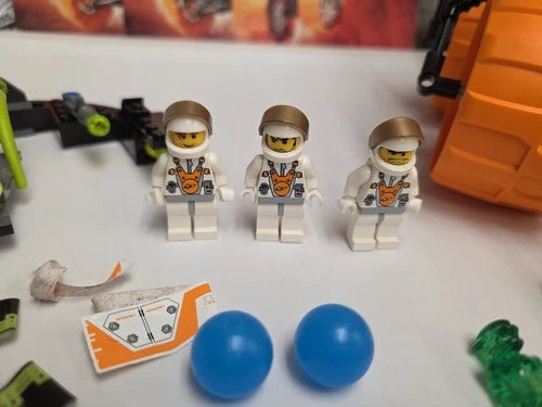 MEOW Set 7699 100% Complete Mars Mission Drilling Unit With Minifigures