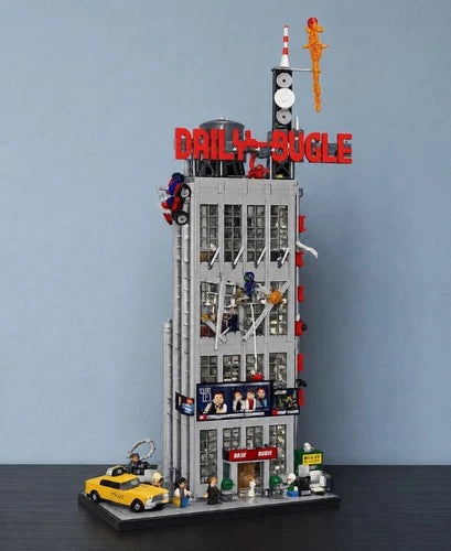 Super Hero Daily Newspaper Tower Building Block Set Large City No box