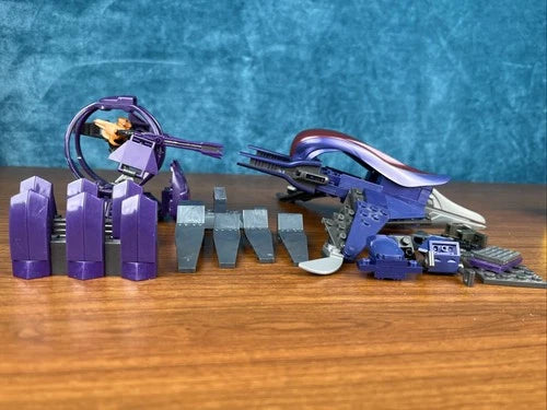 Halo Mega Bloks Orbital Banshee Blitz 97010 & Shade Turret 96949 -Incomplete Lot