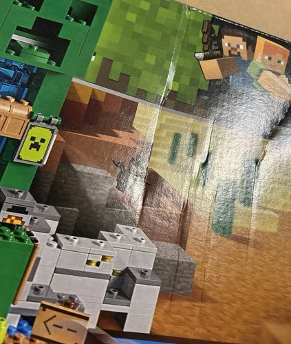 New - Damaged Box LEGO Minecraft: The Creeper Mine (21155)