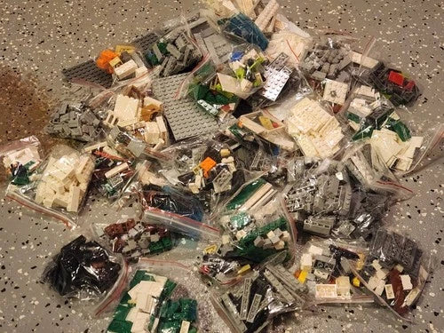 Grocery Store Apartment Complex Unbuilt Kit Interlocking Block Kit, Read Below