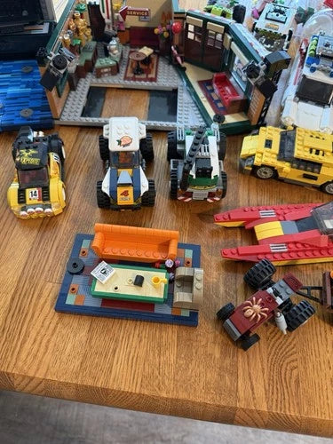 Lego Modular, Ghostbusters, Mario, Vehicles Incomplete Lot