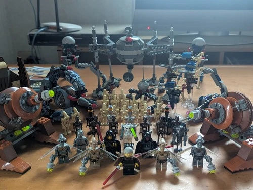 LEGO Star Wars Separatist Army Lot Vintage Count Dooku Spider Droid Geonosians