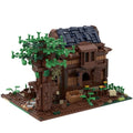 Modular Building: Little House with Tree and Interior 1141 Pieces Construction