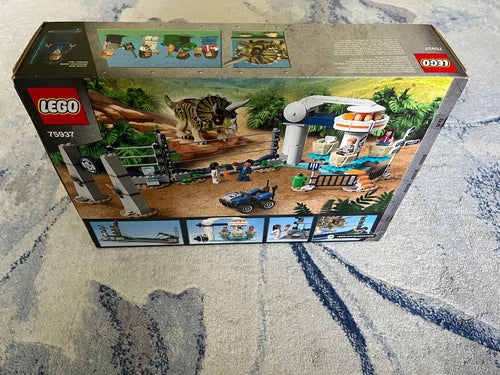 LEGO Jurassic World Triceratops Rampage (75937) New & Sealed