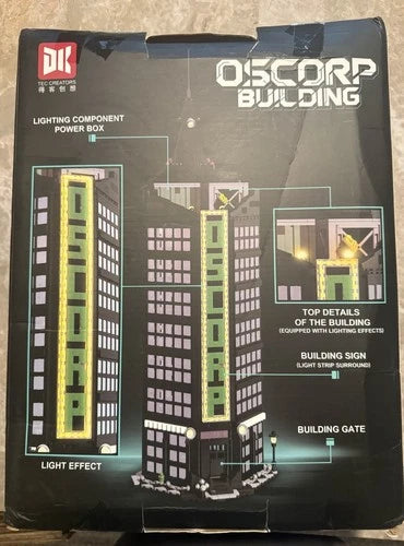 DK TEC CREATORS OSCORP Building 80033 2539pcs Light Up, Spider-Man, L Compatible