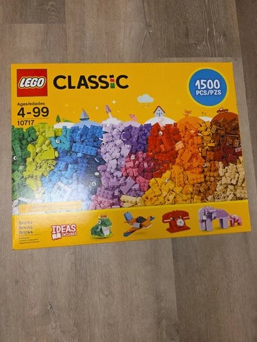 LEGO Classic Bricks Bricks Bricks 10717 Building Set 1500 Pieces Complete Box
