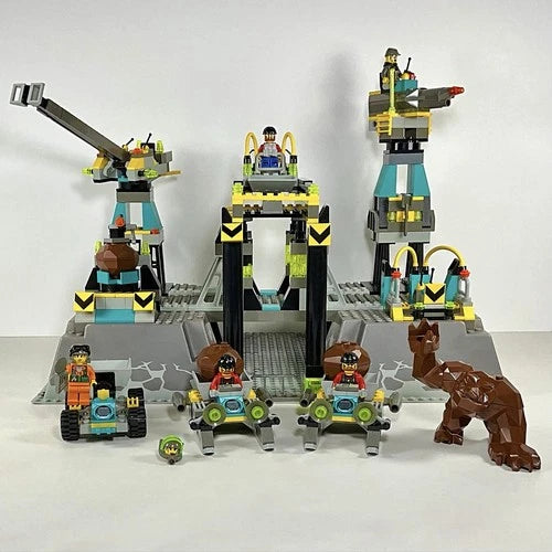 Lego Rock Raiders HQ #4990 Plus #4920 The Rapid Rider x2 Lot- Vintage 1999- READ