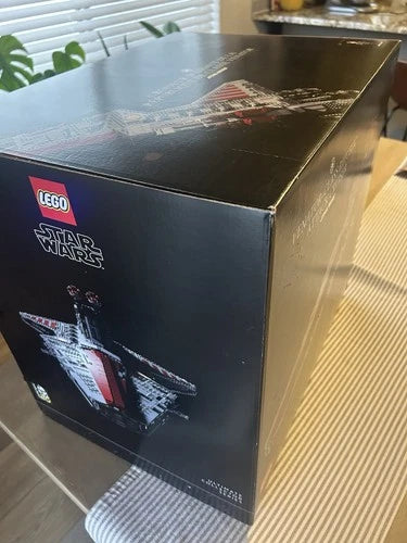 *Box Only*MEOW Star Wars UCS Venator-Class Republic Attack Cruiser 75367
