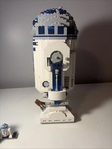 LEGO Star Wars: R2-D2 (10225) 100% Complete, Selling For College Money!