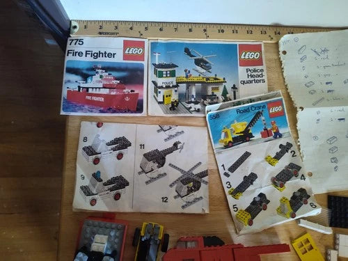 Vintage LEGO Bulk Lot 1970s Legoland Bricks w/ Manuals 775 375 480 555 For Parts
