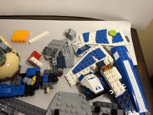 LEGO Star Wars Parts Pieces Bulk Lot And Star Wars Ship Pieces Incomplete 75084