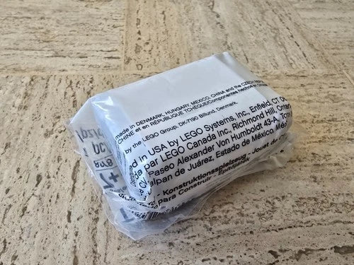 LEGO 8878 9V Rechargeable Battery Box Power Functions (charger sold separately)