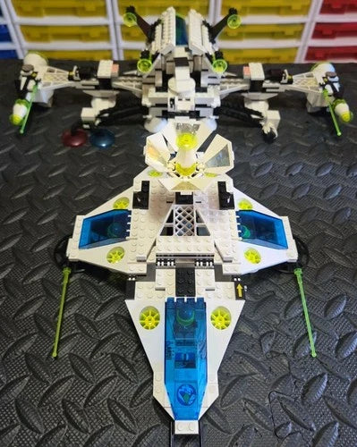 LEGO Space: Explorien Starship (6982)