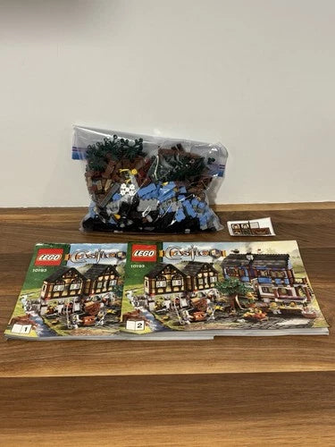 Lego Castle 10193 Medieval Market Village INCOMPLETE Set READ DESCRIPTION