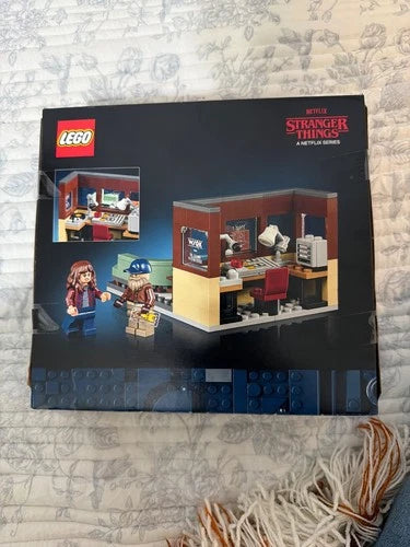 New Sealed MEOW Stranger Things Set 40891 "The Squawk" Radio Station, Retired