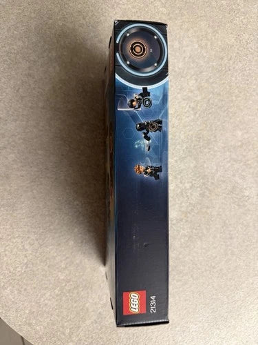 LEGO 21314 TRON Legacy Light Cycles Brand New and Sealed Retired 2019