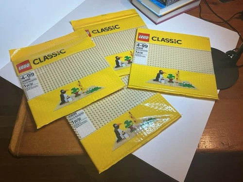 4 LEGO Classic Sand Baseplates 10699-RETIRED-ALL New and Sealed 32x32 Plates