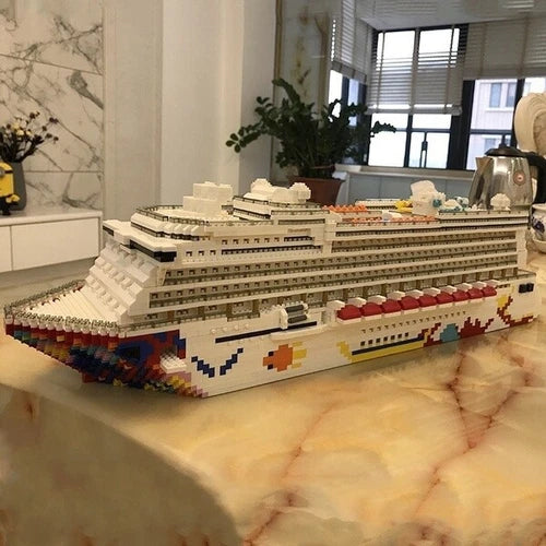 4950pcs Ocean Liner Cruise Building Block Set Model Kit Brick Gift Education Toy