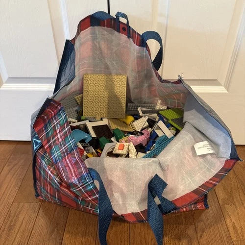 17 Pound Bag Of Assorted LEGO Lot