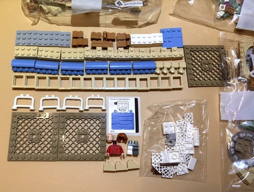 LEGO Harry Potter Hogwarts Hospital Wing 76398 Pre-Owned Parts and Bags #2