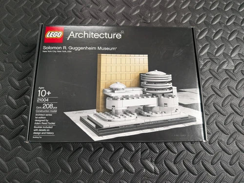 SEALED NEW LEGO ARCHITECTURE 21004 Solomon R. Guggenheim Museum RETIRED