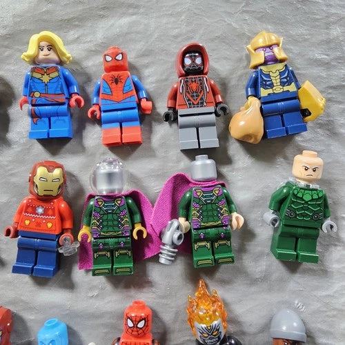 Lego Marvel Minifigure Lot Of 19 Ironman Ghost Rider Spider-Man Venom Thanos + !