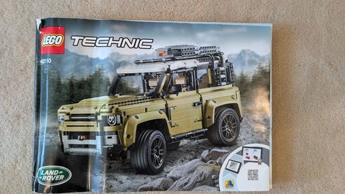 MEOW TECHNIC: Land Rover Defender (42110)