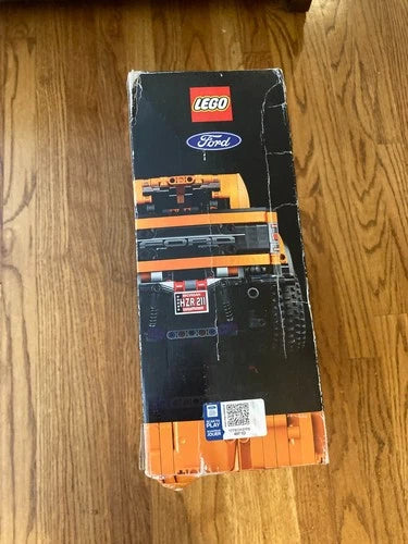 LEGO TECHNIC: Ford F-150 Raptor (42126) 139 Pieces NEW But Damaged Box