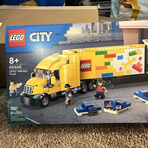 LEGO City Delivery Truck 60440 Building Set 1061 Pieces New Sealed