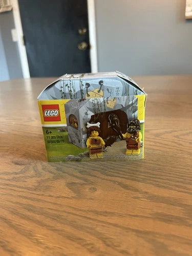MEOW Sets Collection Lot - 8 total - VIEW ALL PHOTOS
