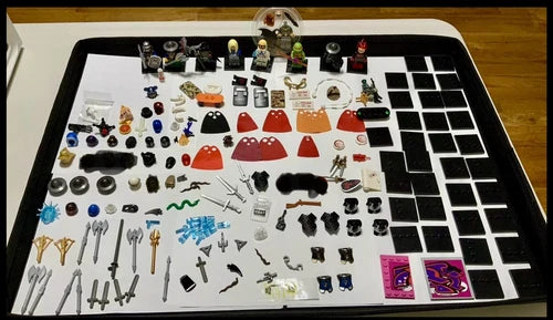 Lego Lot Minifigure And Weapon Ect # 22