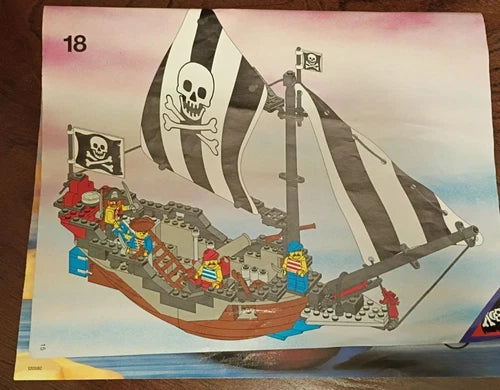 LEGO System 6268 Pirates: Renegade Runner - 99% Complete - See Description