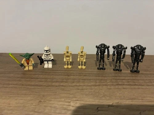 MEOW Star Wars: Armored Assault Tank (AAT) (8018) 100% Complete with minifigures