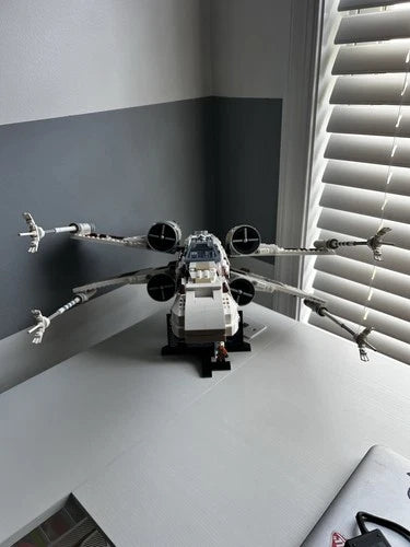 MEOW Star Wars: X-Wing Starfighter (75355)