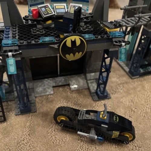 Lego Batman The Batcave As Shown Build Only *NO MINIFIGS Set 6860 *no Drill