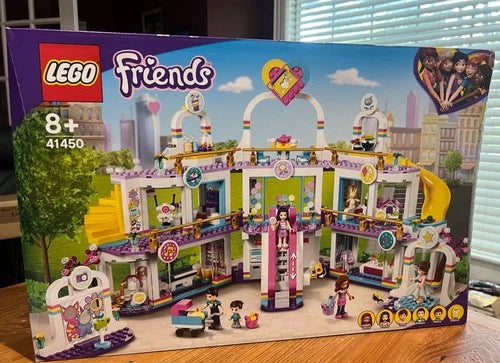 LEGO Friends Heartlake City Shopping Mall 41450 New and Factory Sealed