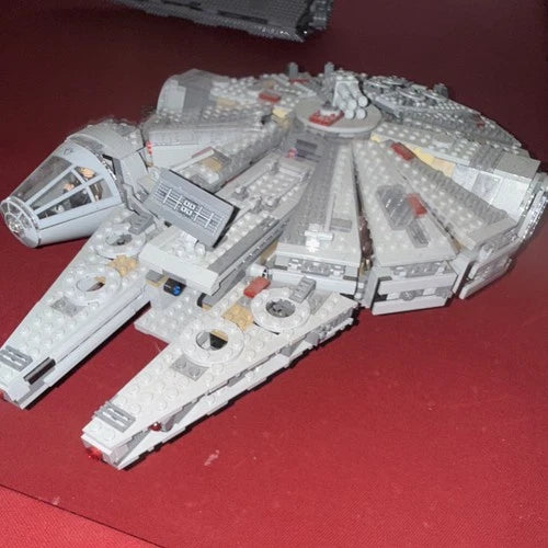 LEGO Star Wars Millennium Falcon 75192 7541 pcs Complete Set w/ 8 Minifigures